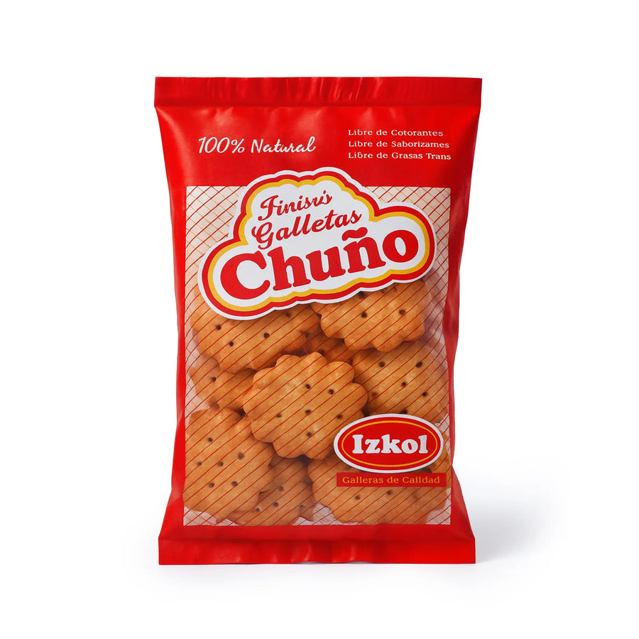 Galletas Chuño de Izkol - Galletas chilenas a base de patata en bolsa roja de 125 g con textura crujiente y sabor tradicional.