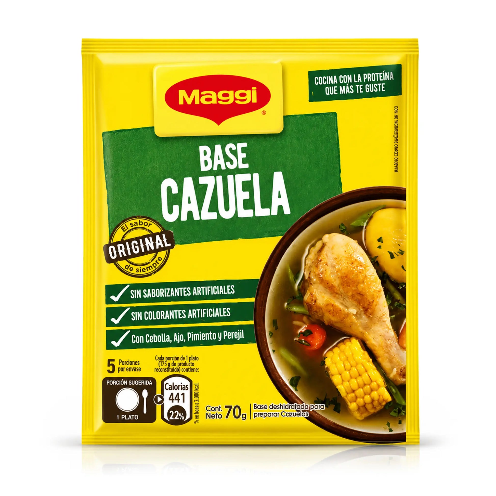 Un paquete de la mezcla de condimentos «Maggi Base Cazuela», con un diseño de envase en tonos amarillo y verde vivos en el que se muestra, en la parte delantera, un plato de sopa de pollo y verduras ya preparada.