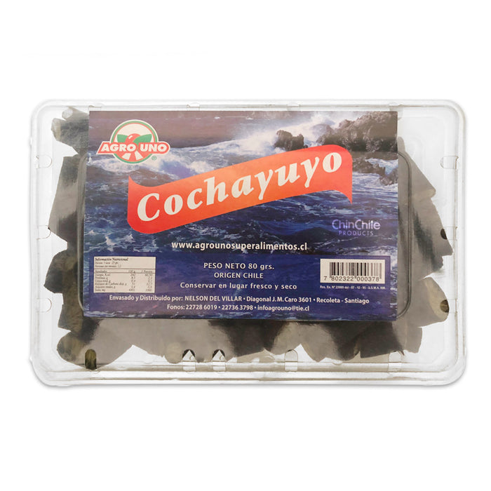 A clear plastic box of Cochayuyo pieces.